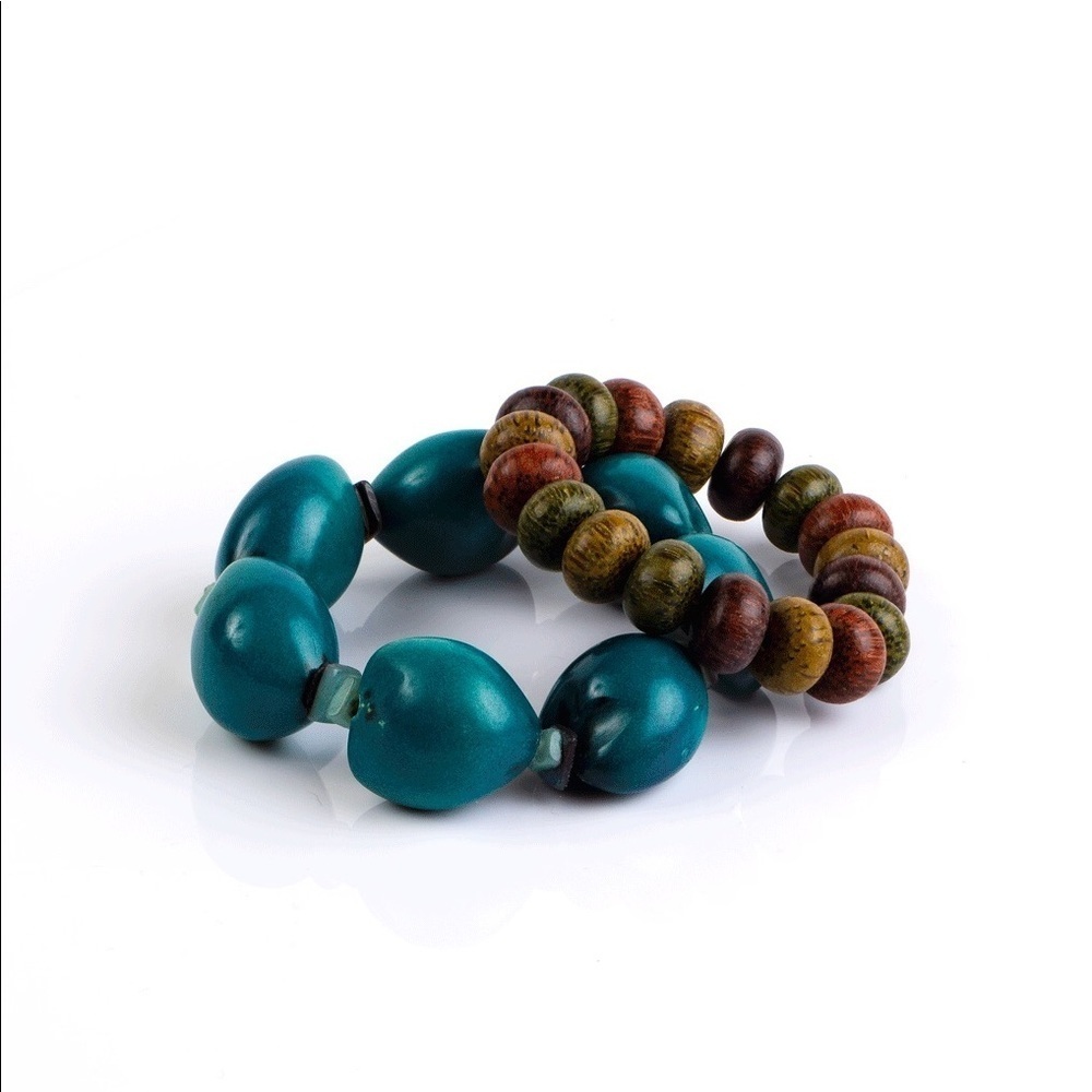 Set of 2 colorful bracelets